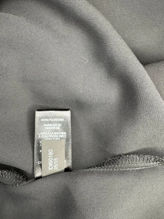 Women's Express 3/4 sleeve Flowy Blouse with Zipper Black size Medium - Picture 7 of 7